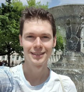 Dennis Funke ist ein sehr zufriedener Klient von Coaching-vegan. Er konnte seine veganen Ziele erreichen und lernen, besser mit dem veganen Weltschmerz umzugehen.